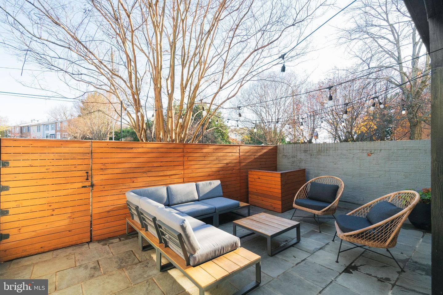 2047 N ABINGDON ST, ARLINGTON, Virginia 22207, 4 Bedrooms Bedrooms, ,3 BathroomsBathrooms,Residential,For sale,2047 N ABINGDON ST,VAAR2066732 MLS # VAAR2066732