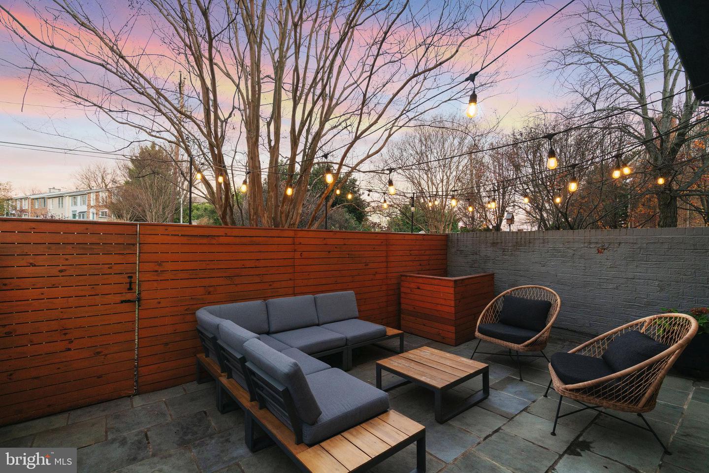 2047 N ABINGDON ST, ARLINGTON, Virginia 22207, 4 Bedrooms Bedrooms, ,3 BathroomsBathrooms,Residential,For sale,2047 N ABINGDON ST,VAAR2066732 MLS # VAAR2066732