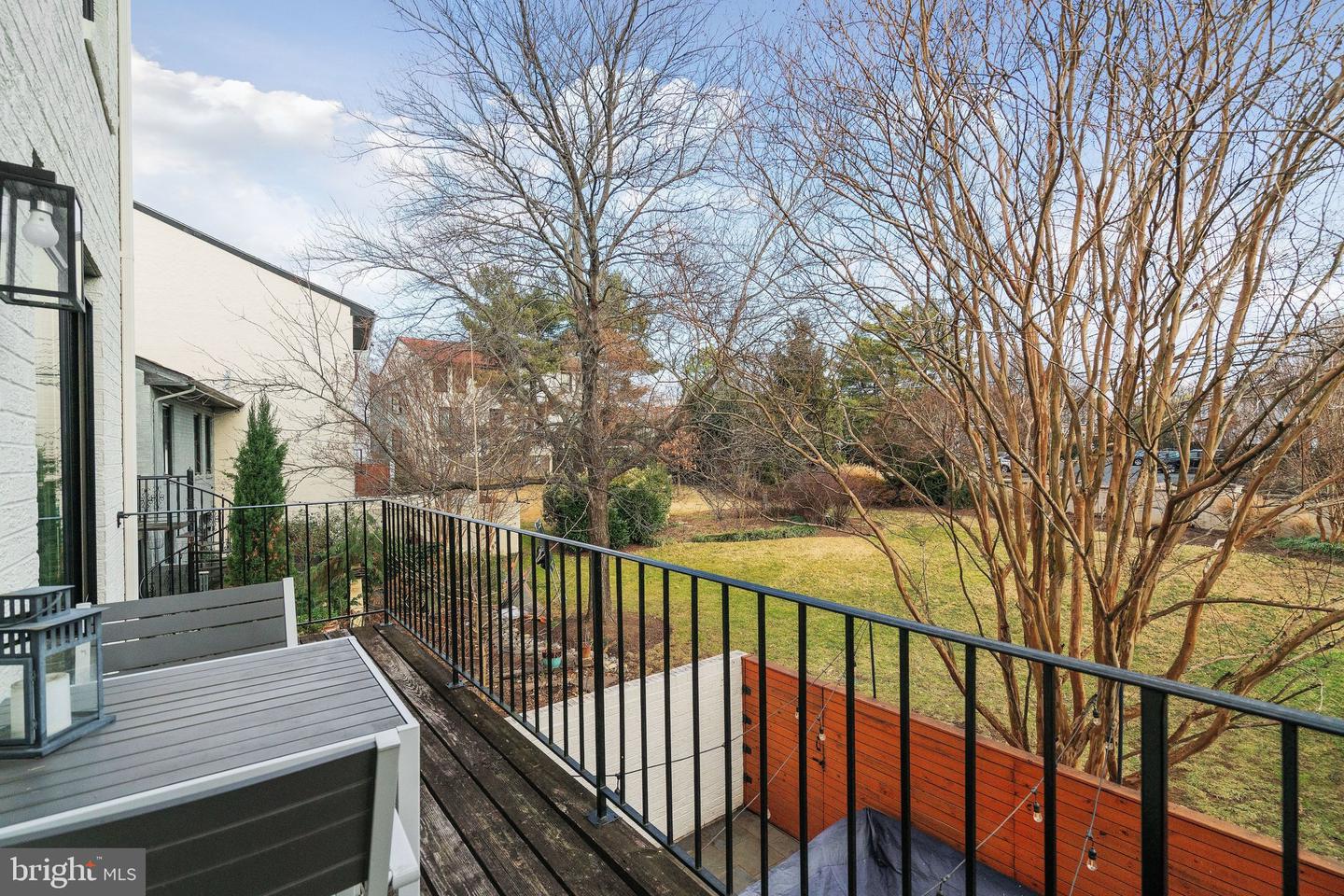 2047 N ABINGDON ST, ARLINGTON, Virginia 22207, 4 Bedrooms Bedrooms, ,3 BathroomsBathrooms,Residential,For sale,2047 N ABINGDON ST,VAAR2066732 MLS # VAAR2066732