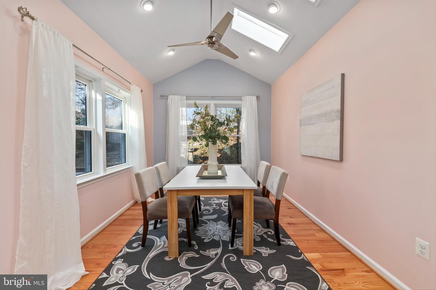 7580 WOODSTOWN DR, SPRINGFIELD, Virginia 22153, 4 Bedrooms Bedrooms, ,3 BathroomsBathrooms,Residential,For sale,7580 WOODSTOWN DR,VAFX2282020 MLS # VAFX2282020