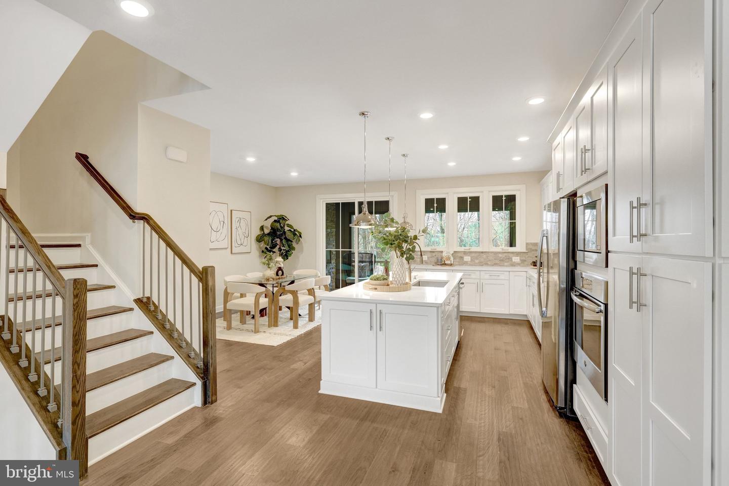 9283 WOOD VIOLET CT, FAIRFAX, Virginia 22031, 3 Bedrooms Bedrooms, ,3 BathroomsBathrooms,Residential,For sale,9283 WOOD VIOLET CT,VAFX2282134 MLS # VAFX2282134