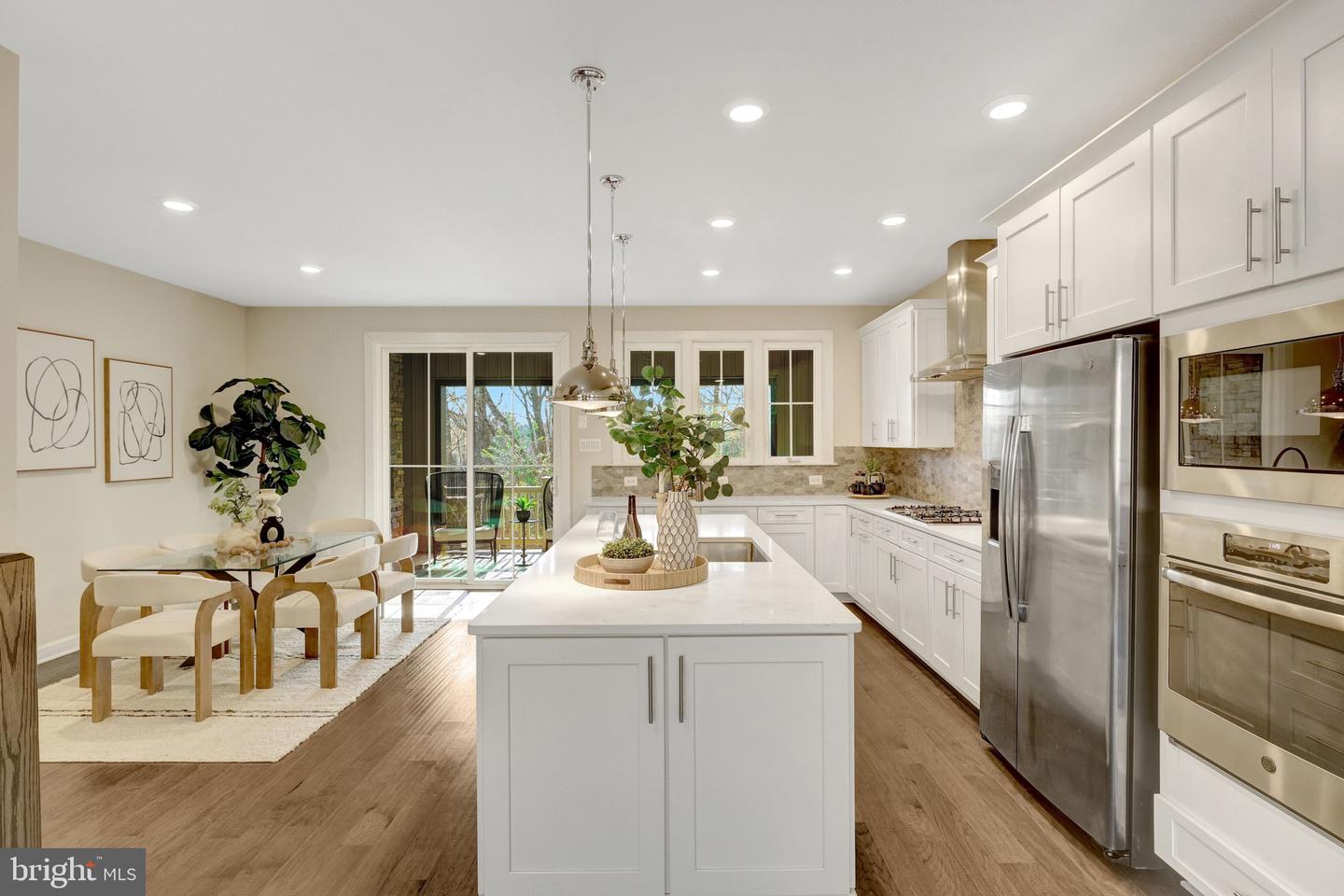 9283 WOOD VIOLET CT, FAIRFAX, Virginia 22031, 3 Bedrooms Bedrooms, ,3 BathroomsBathrooms,Residential,For sale,9283 WOOD VIOLET CT,VAFX2282134 MLS # VAFX2282134