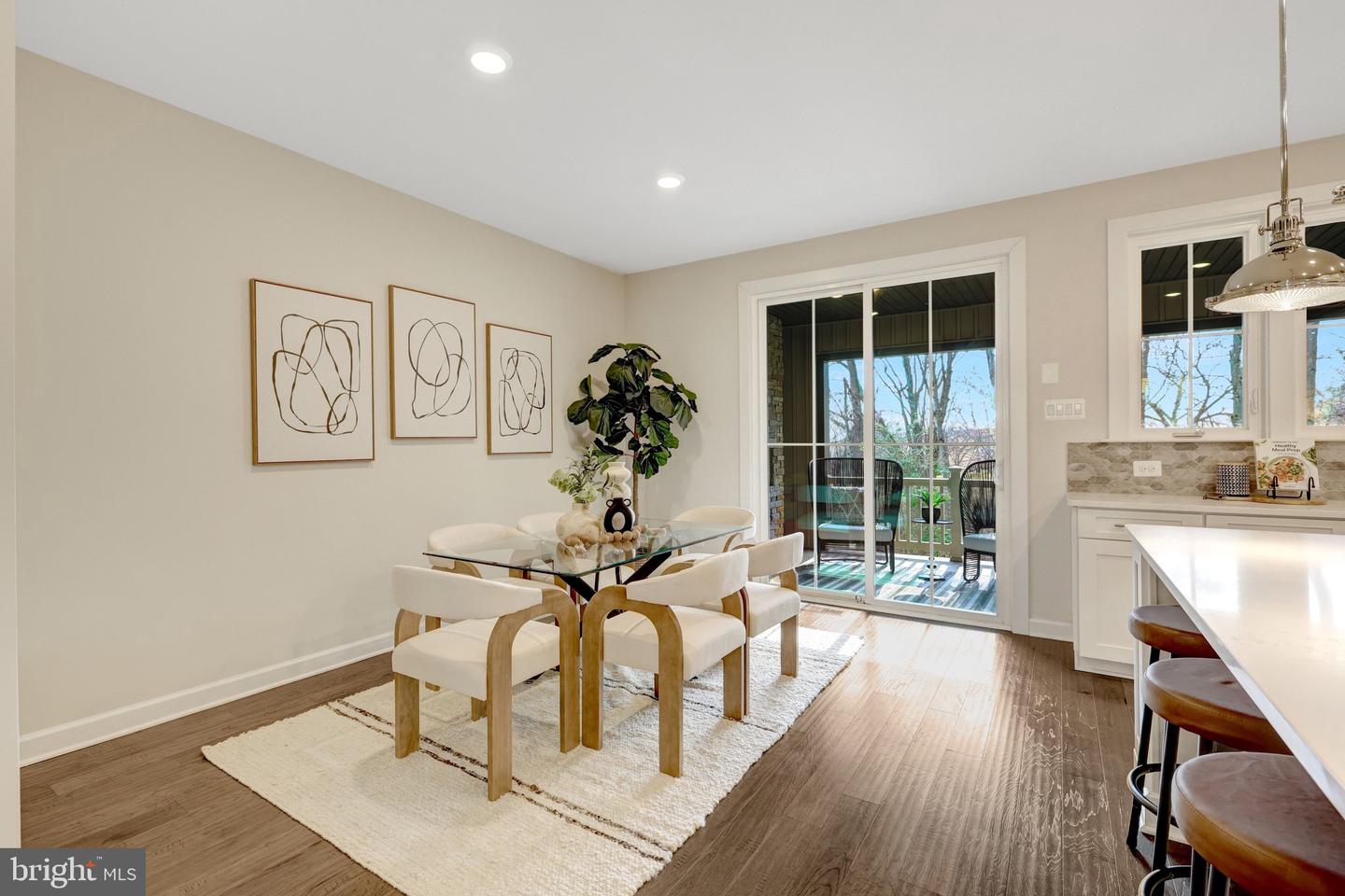 9283 WOOD VIOLET CT, FAIRFAX, Virginia 22031, 3 Bedrooms Bedrooms, ,3 BathroomsBathrooms,Residential,For sale,9283 WOOD VIOLET CT,VAFX2282134 MLS # VAFX2282134