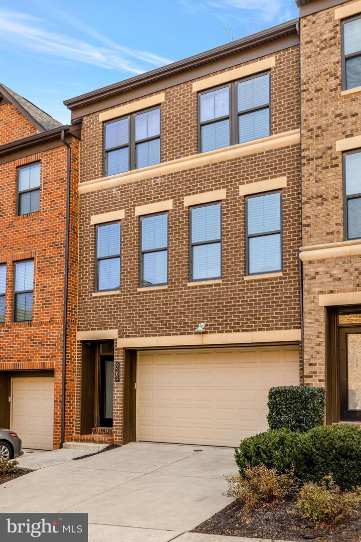9283 WOOD VIOLET CT, FAIRFAX, Virginia 22031, 3 Bedrooms Bedrooms, ,3 BathroomsBathrooms,Residential,For sale,9283 WOOD VIOLET CT,VAFX2282134 MLS # VAFX2282134