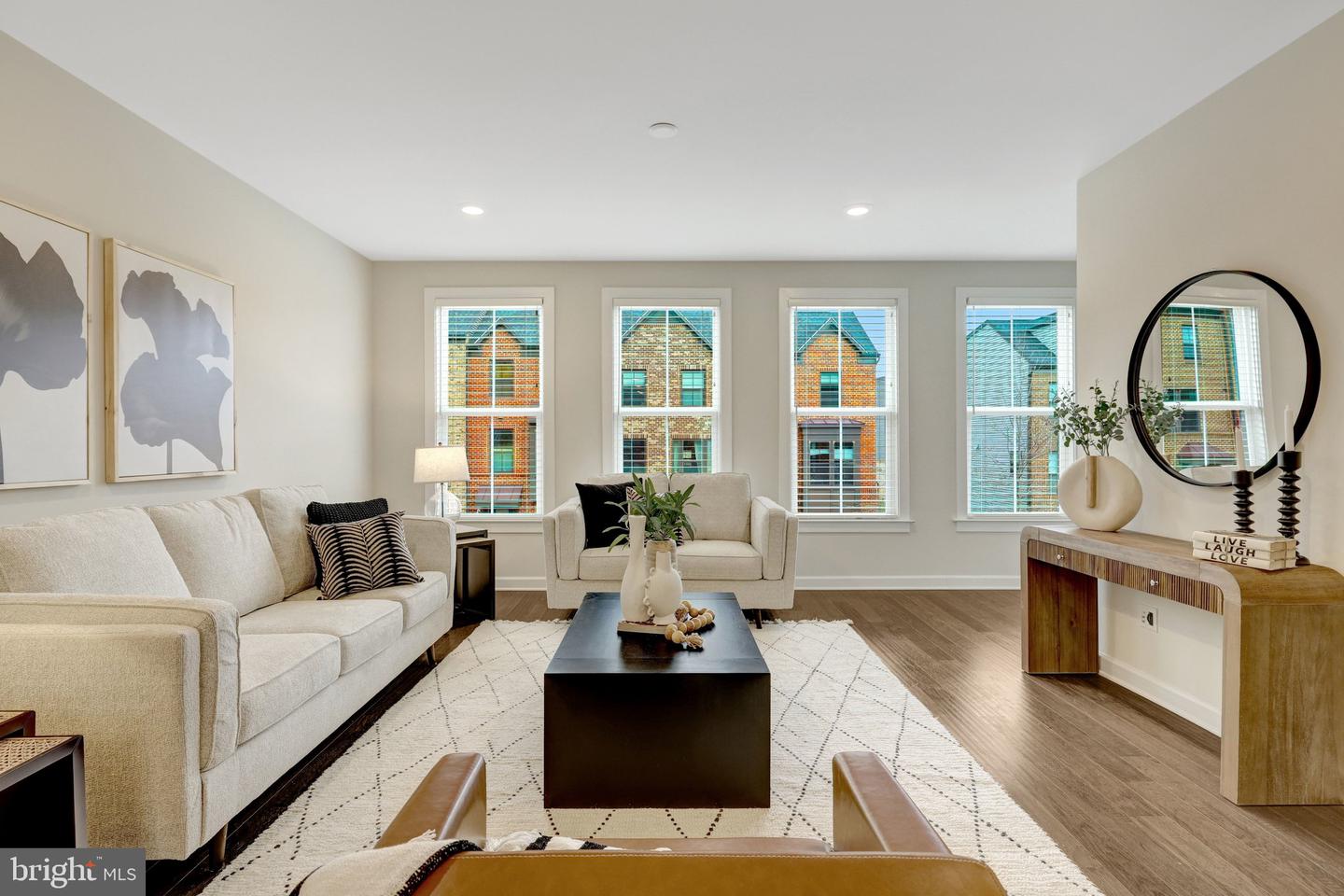 9283 WOOD VIOLET CT, FAIRFAX, Virginia 22031, 3 Bedrooms Bedrooms, ,3 BathroomsBathrooms,Residential,For sale,9283 WOOD VIOLET CT,VAFX2282134 MLS # VAFX2282134