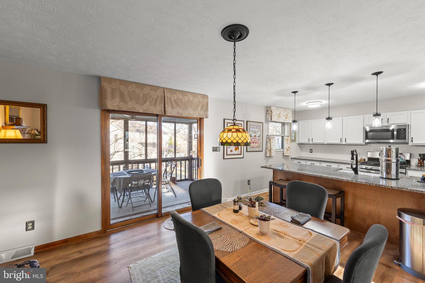 104 GREENWOOD CT, CROSS JUNCTION, Virginia 22625, 4 Bedrooms Bedrooms, 10 Rooms Rooms,3 BathroomsBathrooms,Residential,For sale,104 GREENWOOD CT,VAFV2038436 MLS # VAFV2038436