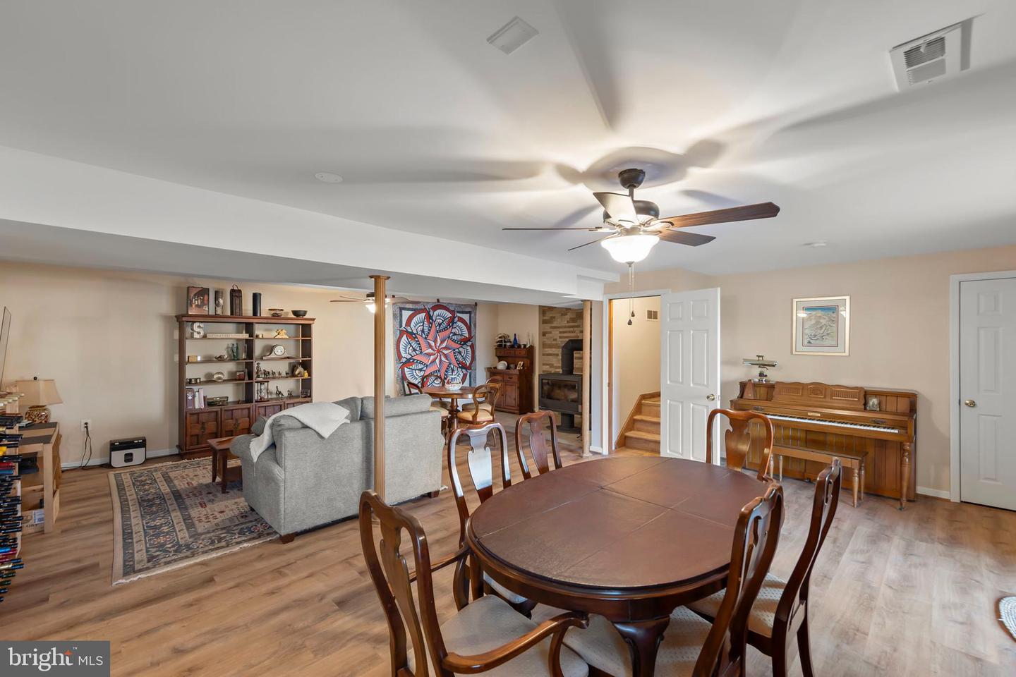 104 GREENWOOD CT, CROSS JUNCTION, Virginia 22625, 4 Bedrooms Bedrooms, 10 Rooms Rooms,3 BathroomsBathrooms,Residential,For sale,104 GREENWOOD CT,VAFV2038436 MLS # VAFV2038436