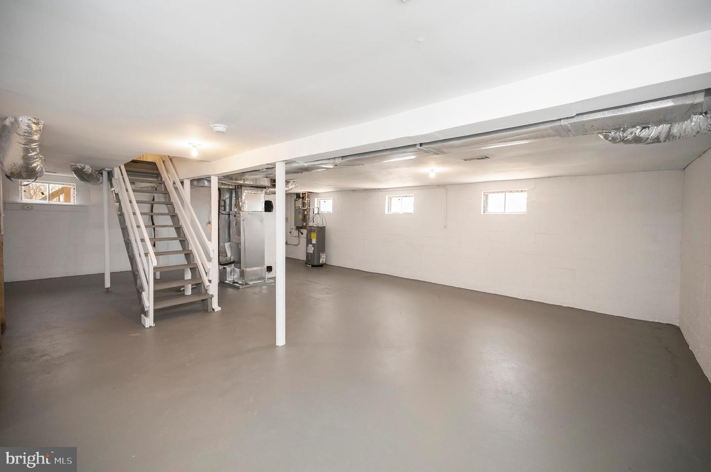 8445 JAMES MONROE HWY, CULPEPER, Virginia 22701, 4 Bedrooms Bedrooms, 8 Rooms Rooms,1 BathroomBathrooms,Residential,For sale,8445 JAMES MONROE HWY,VACU2012226 MLS # VACU2012226