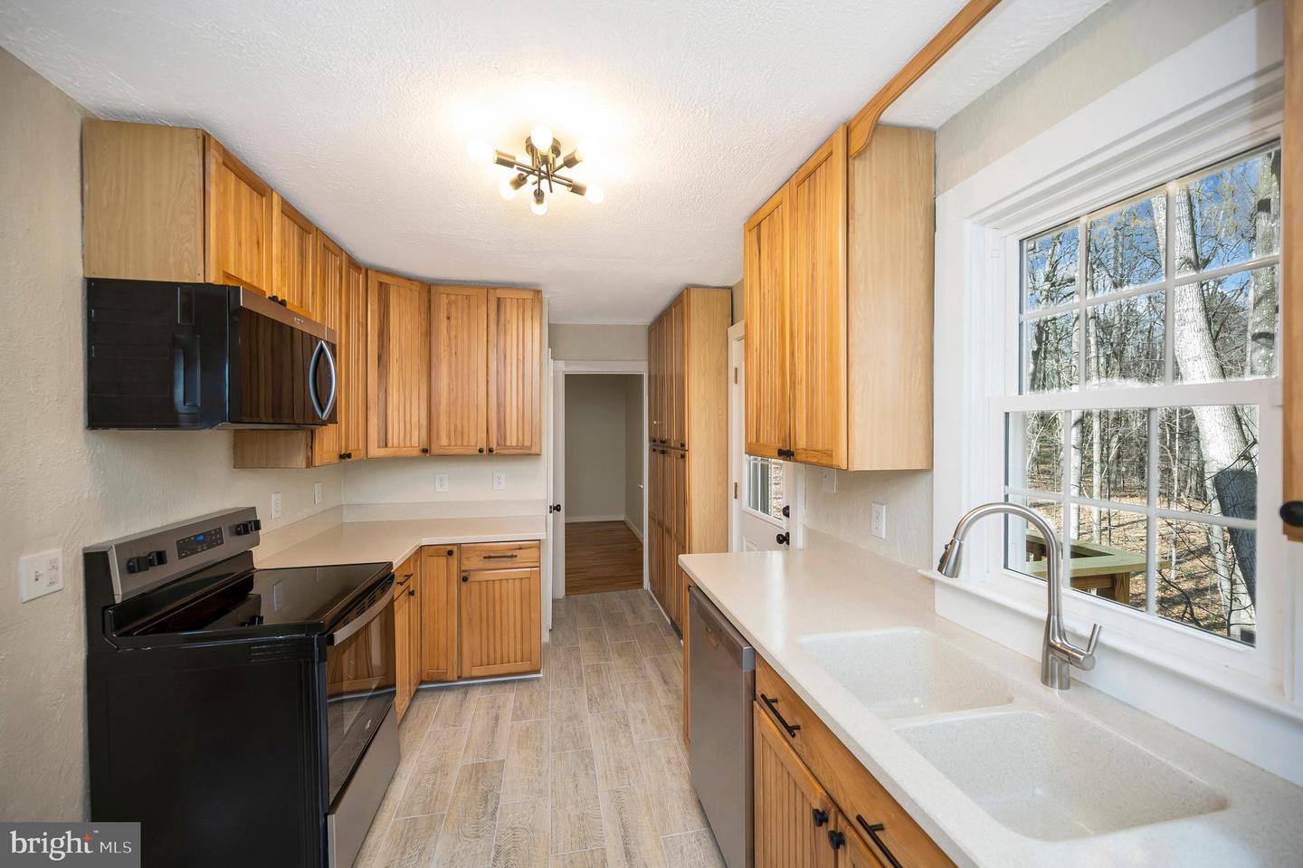 8445 JAMES MONROE HWY, CULPEPER, Virginia 22701, 4 Bedrooms Bedrooms, 8 Rooms Rooms,1 BathroomBathrooms,Residential,For sale,8445 JAMES MONROE HWY,VACU2012226 MLS # VACU2012226