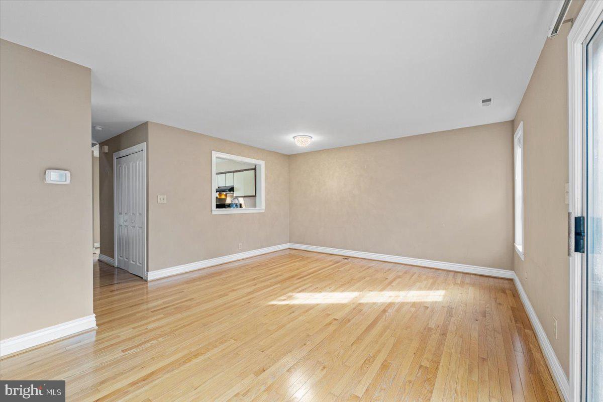 309 PROVIDENCE ST #309, STAFFORD, Virginia 22554, 2 Bedrooms Bedrooms, ,2 BathroomsBathrooms,Residential,For sale,309 PROVIDENCE ST #309,VAST2044696 MLS # VAST2044696