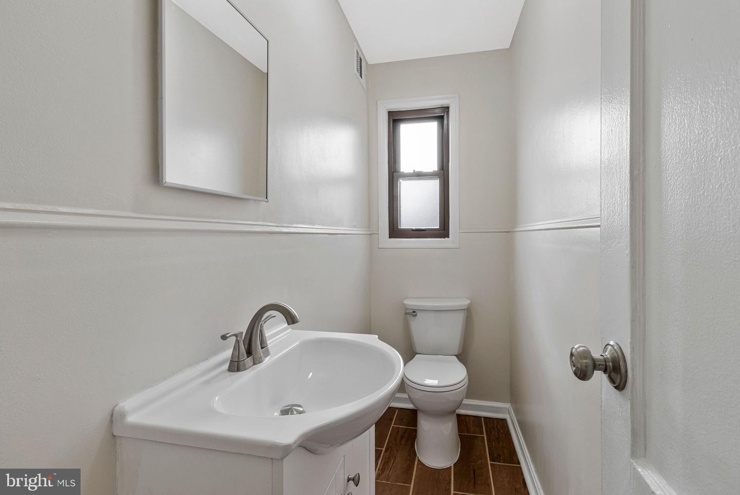 5826 EASTERN AVE NE, WASHINGTON, District Of Columbia 20011, 3 Bedrooms Bedrooms, ,2 BathroomsBathrooms,Residential,For sale,5826 EASTERN AVE NE,DCDC2235036 MLS # DCDC2235036