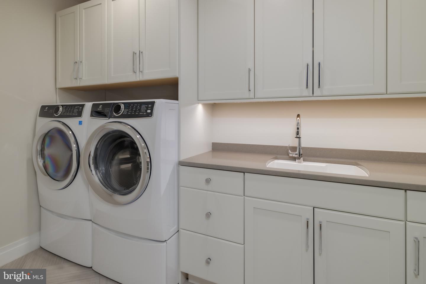 3117 38TH ST NW, WASHINGTON, District Of Columbia 20016, 6 Bedrooms Bedrooms, ,5 BathroomsBathrooms,Residential,For sale,3117 38TH ST NW,DCDC2235282 MLS # DCDC2235282