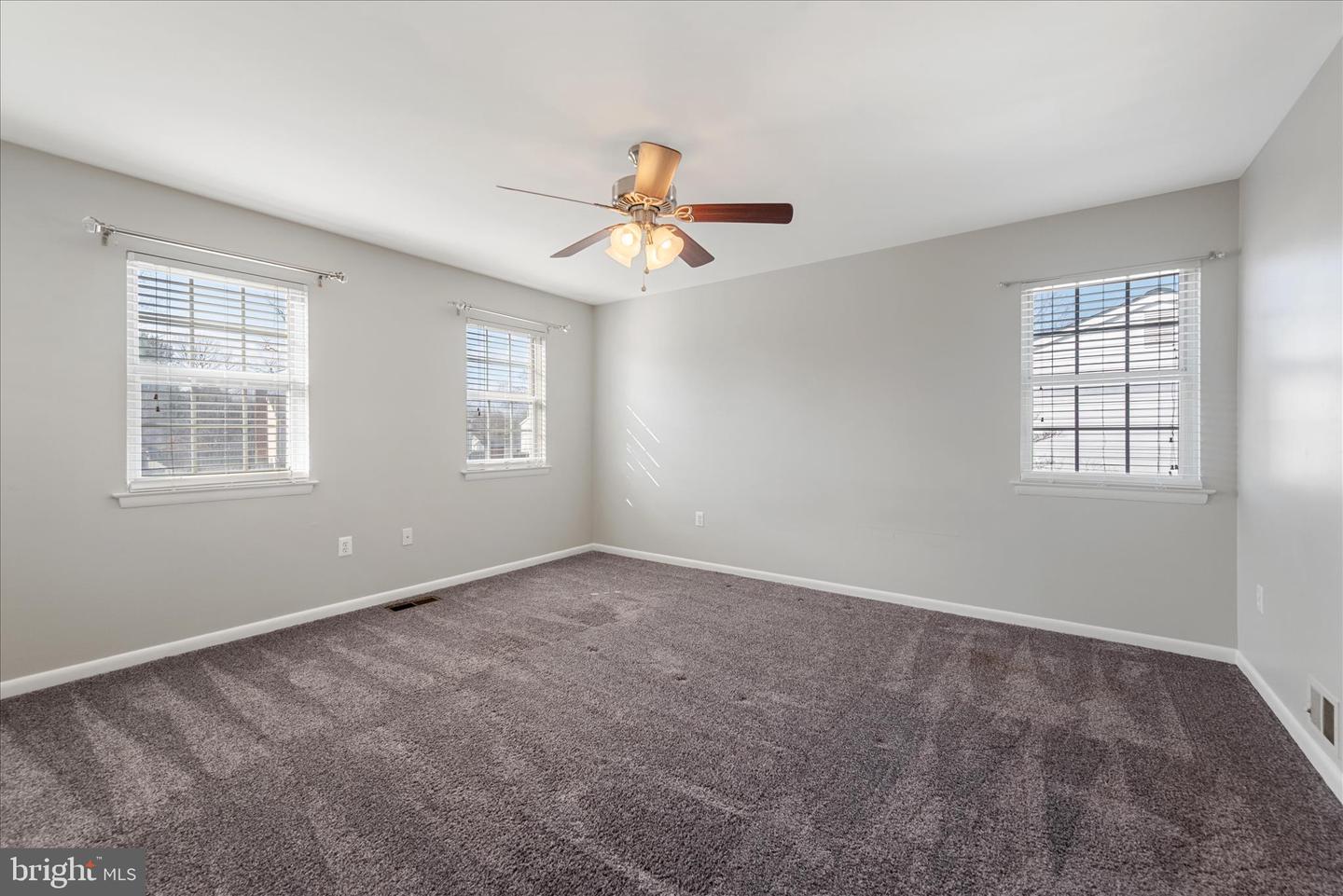 14367 SPRINGBROOK CT, WOODBRIDGE, Virginia 22193, 3 Bedrooms Bedrooms, ,2 BathroomsBathrooms,Residential,For sale,14367 SPRINGBROOK CT,VAPW2109304 MLS # VAPW2109304