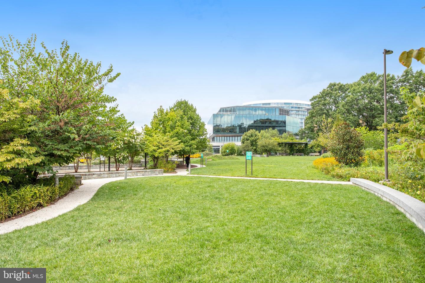 560 N ST SW #N409, WASHINGTON, District Of Columbia 20024, 1 Bedroom Bedrooms, ,1 BathroomBathrooms,Residential,For sale,560 N ST SW #N409,DCDC2235422 MLS # DCDC2235422