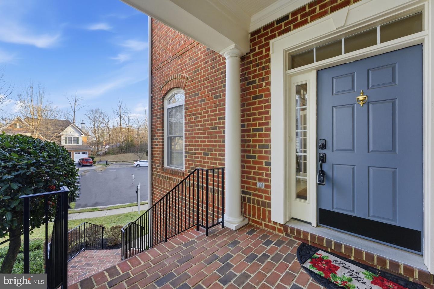 7669 OAK FIELD CT, SPRINGFIELD, Virginia 22153, 5 Bedrooms Bedrooms, ,4 BathroomsBathrooms,Residential,For sale,7669 OAK FIELD CT,VAFX2283030 MLS # VAFX2283030