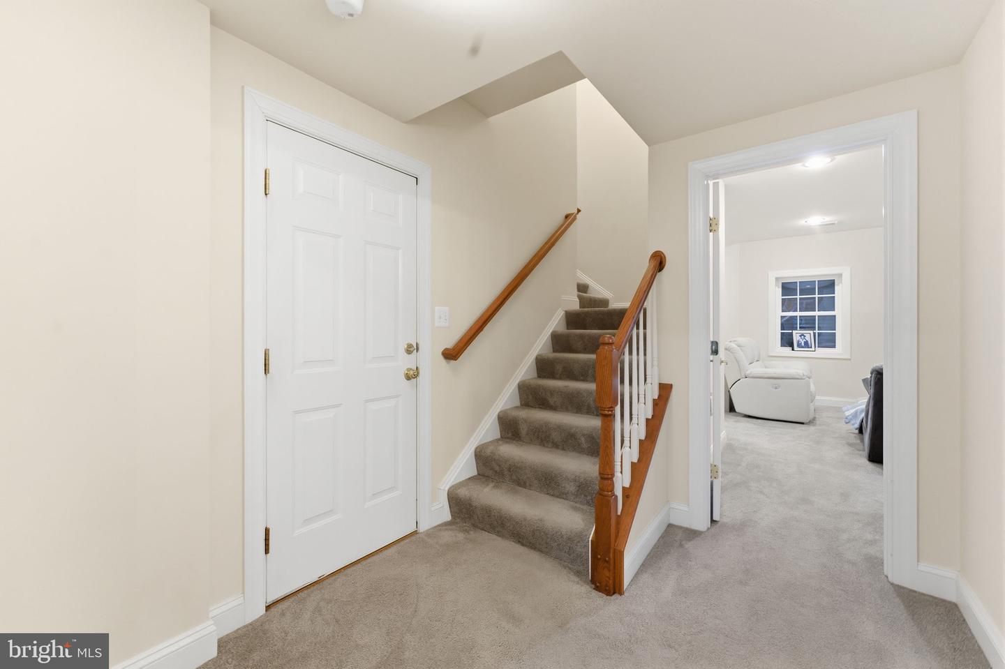 7669 OAK FIELD CT, SPRINGFIELD, Virginia 22153, 5 Bedrooms Bedrooms, ,4 BathroomsBathrooms,Residential,For sale,7669 OAK FIELD CT,VAFX2283030 MLS # VAFX2283030