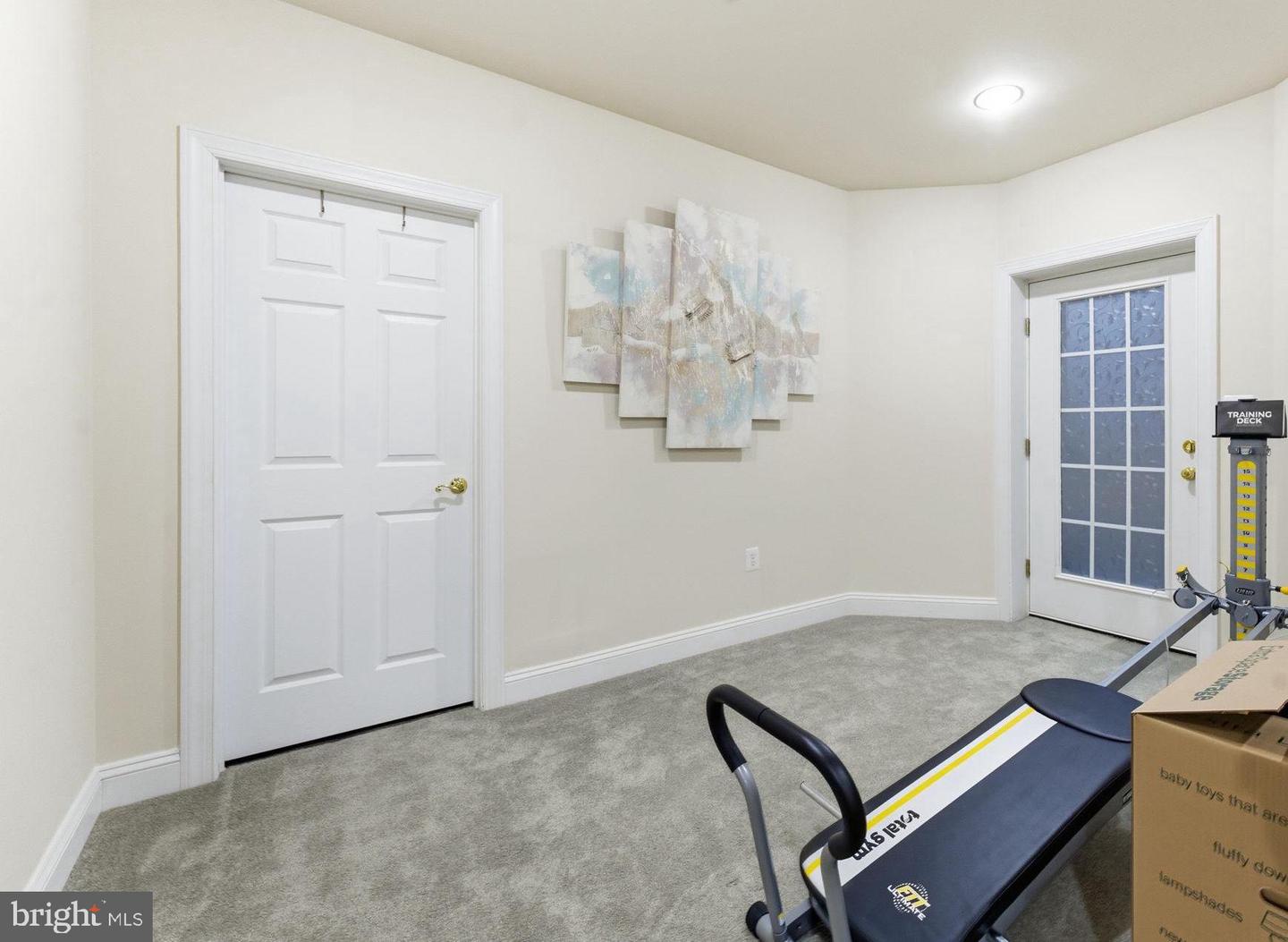 7669 OAK FIELD CT, SPRINGFIELD, Virginia 22153, 5 Bedrooms Bedrooms, ,4 BathroomsBathrooms,Residential,For sale,7669 OAK FIELD CT,VAFX2283030 MLS # VAFX2283030