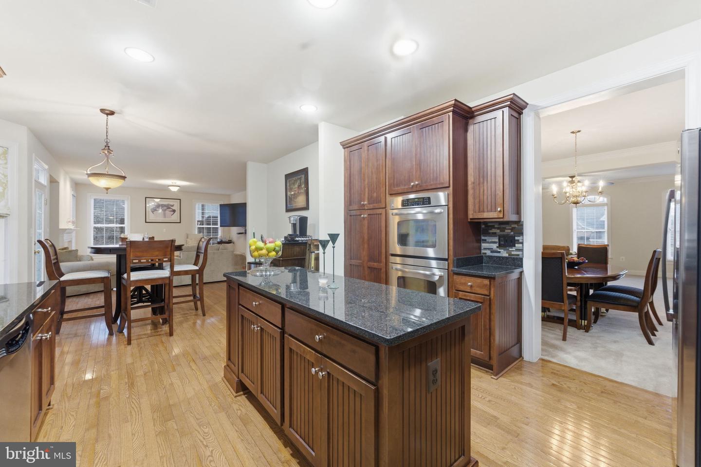 7669 OAK FIELD CT, SPRINGFIELD, Virginia 22153, 5 Bedrooms Bedrooms, ,4 BathroomsBathrooms,Residential,For sale,7669 OAK FIELD CT,VAFX2283030 MLS # VAFX2283030