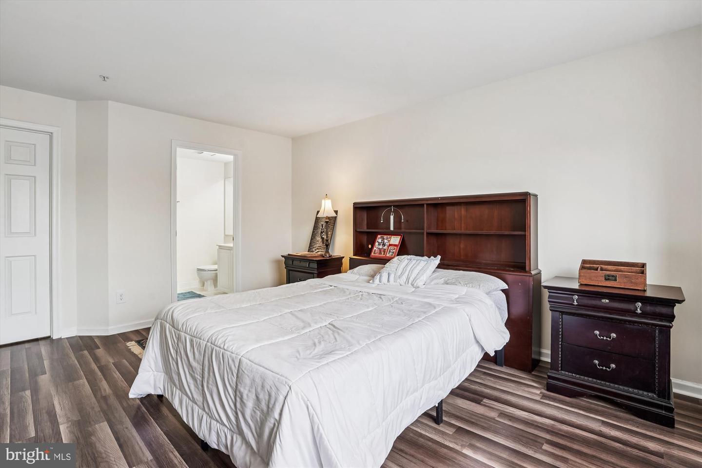 10998 KOMAN CIR, MANASSAS, Virginia 20109, 2 Bedrooms Bedrooms, ,2 BathroomsBathrooms,Residential,For sale,10998 KOMAN CIR,VAPW2109410 MLS # VAPW2109410