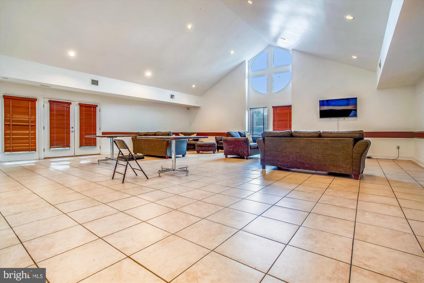 10998 KOMAN CIR, MANASSAS, Virginia 20109, 2 Bedrooms Bedrooms, ,2 BathroomsBathrooms,Residential,For sale,10998 KOMAN CIR,VAPW2109410 MLS # VAPW2109410