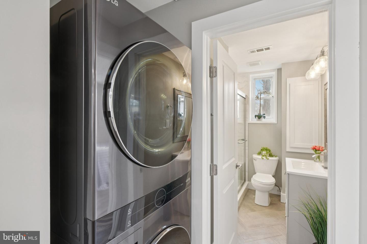 8422 WOODLAWN ST, ALEXANDRIA, Virginia 22309, 3 Bedrooms Bedrooms, ,1 BathroomBathrooms,Residential,For sale,8422 WOODLAWN ST,VAFX2283068 MLS # VAFX2283068