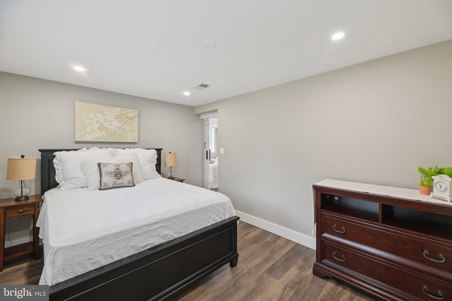 8422 WOODLAWN ST, ALEXANDRIA, Virginia 22309, 3 Bedrooms Bedrooms, ,1 BathroomBathrooms,Residential,For sale,8422 WOODLAWN ST,VAFX2283068 MLS # VAFX2283068