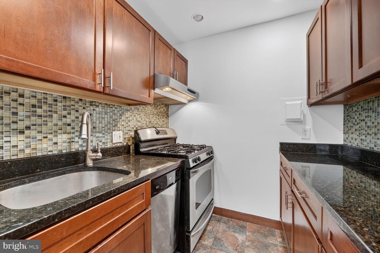 12753 DARA DR #101, WOODBRIDGE, Virginia 22192, 1 Bedroom Bedrooms, ,1 BathroomBathrooms,Residential,For sale,12753 DARA DR #101,VAPW2109456 MLS # VAPW2109456