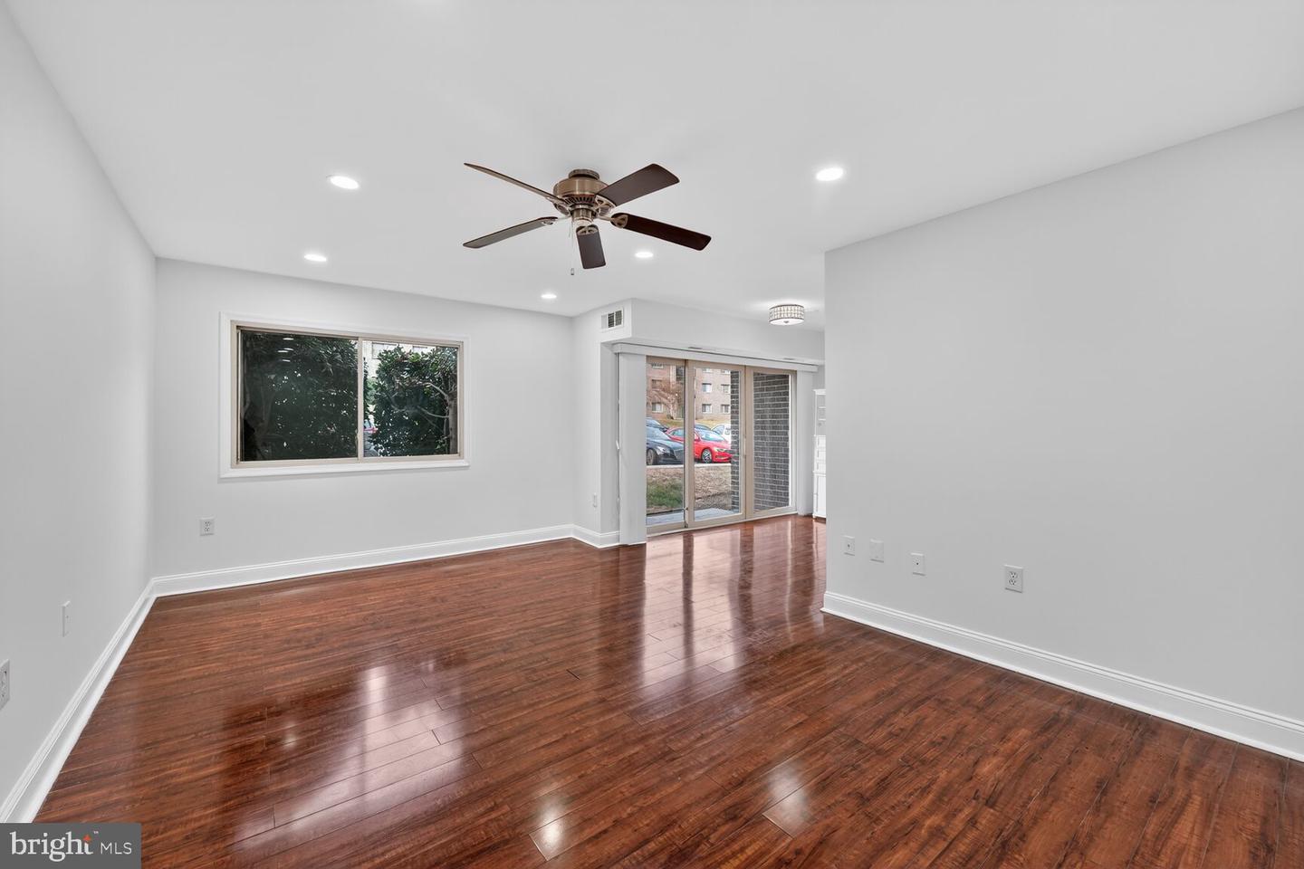 12753 DARA DR #101, WOODBRIDGE, Virginia 22192, 1 Bedroom Bedrooms, ,1 BathroomBathrooms,Residential,For sale,12753 DARA DR #101,VAPW2109456 MLS # VAPW2109456