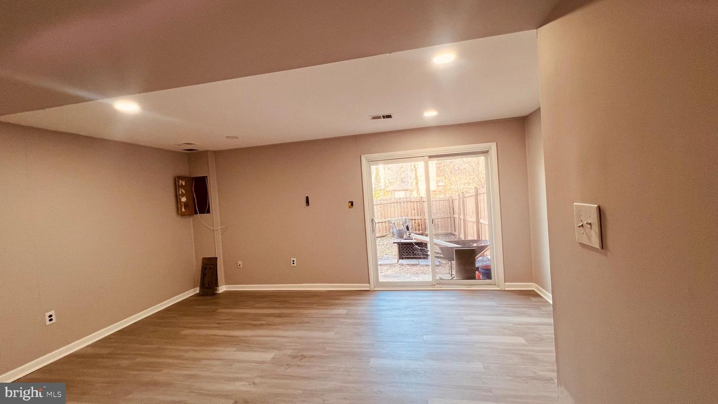 14389 FONTAINE CT, WOODBRIDGE, Virginia 22193, 3 Bedrooms Bedrooms, ,2 BathroomsBathrooms,Residential,For sale,14389 FONTAINE CT,VAPW2109534 MLS # VAPW2109534