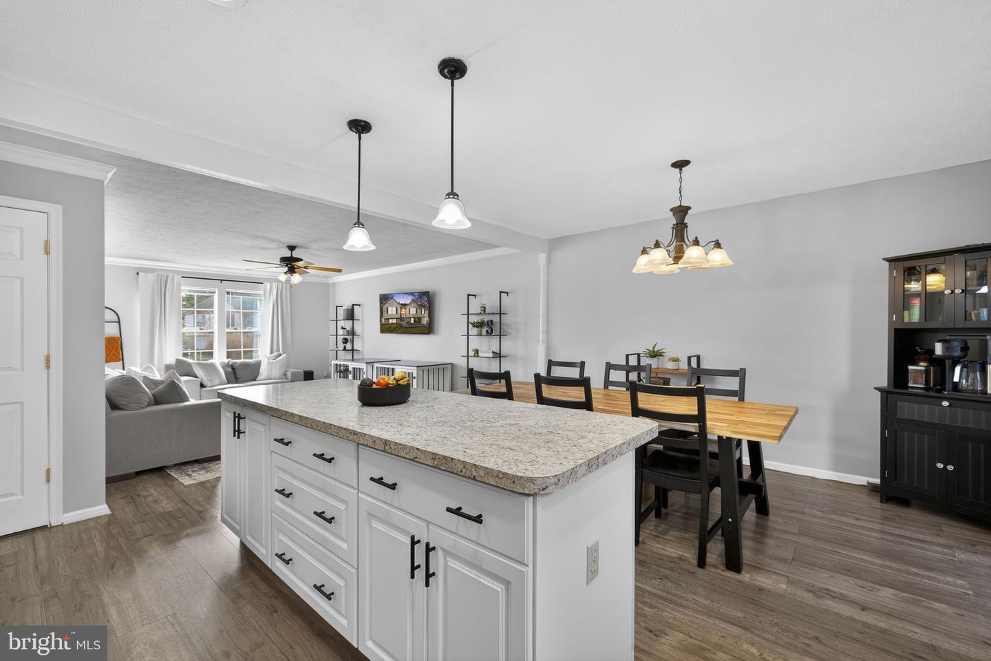 114 PATRICK PL, STEPHENS CITY, Virginia 22655, 4 Bedrooms Bedrooms, ,3 BathroomsBathrooms,Residential,For sale,114 PATRICK PL,VAFV2038598 MLS # VAFV2038598