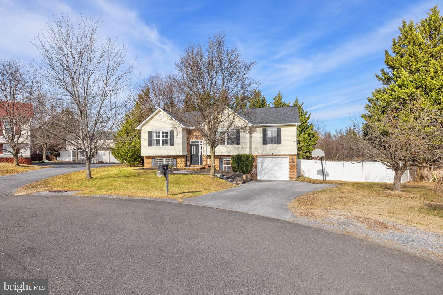 114 PATRICK PL, STEPHENS CITY, Virginia 22655, 4 Bedrooms Bedrooms, ,3 BathroomsBathrooms,Residential,For sale,114 PATRICK PL,VAFV2038598 MLS # VAFV2038598