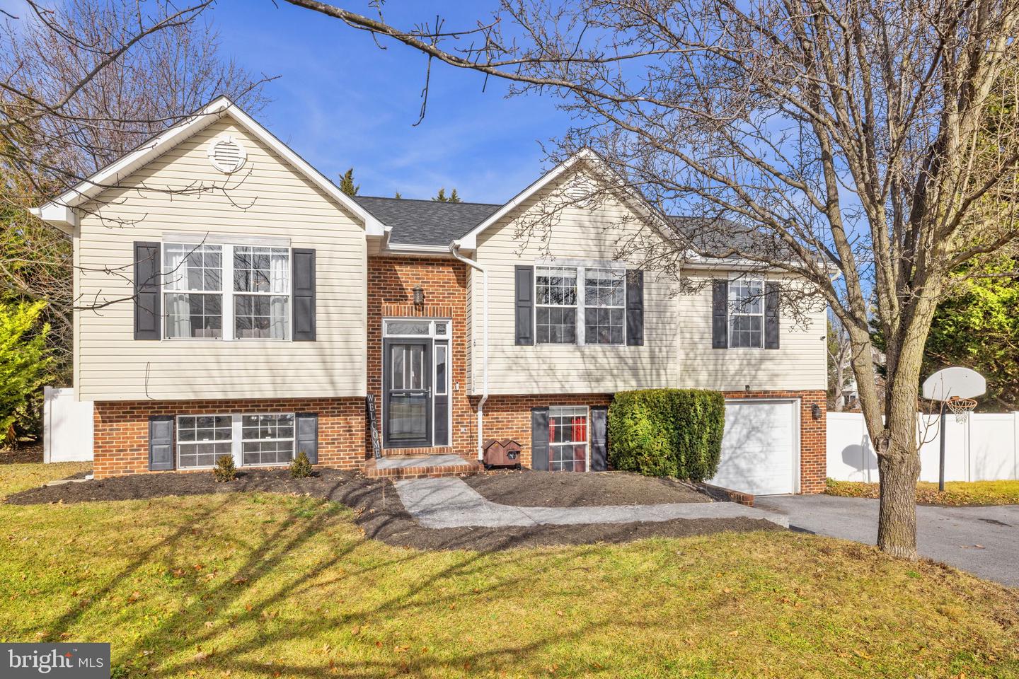 114 PATRICK PL, STEPHENS CITY, Virginia 22655, 4 Bedrooms Bedrooms, ,3 BathroomsBathrooms,Residential,For sale,114 PATRICK PL,VAFV2038598 MLS # VAFV2038598