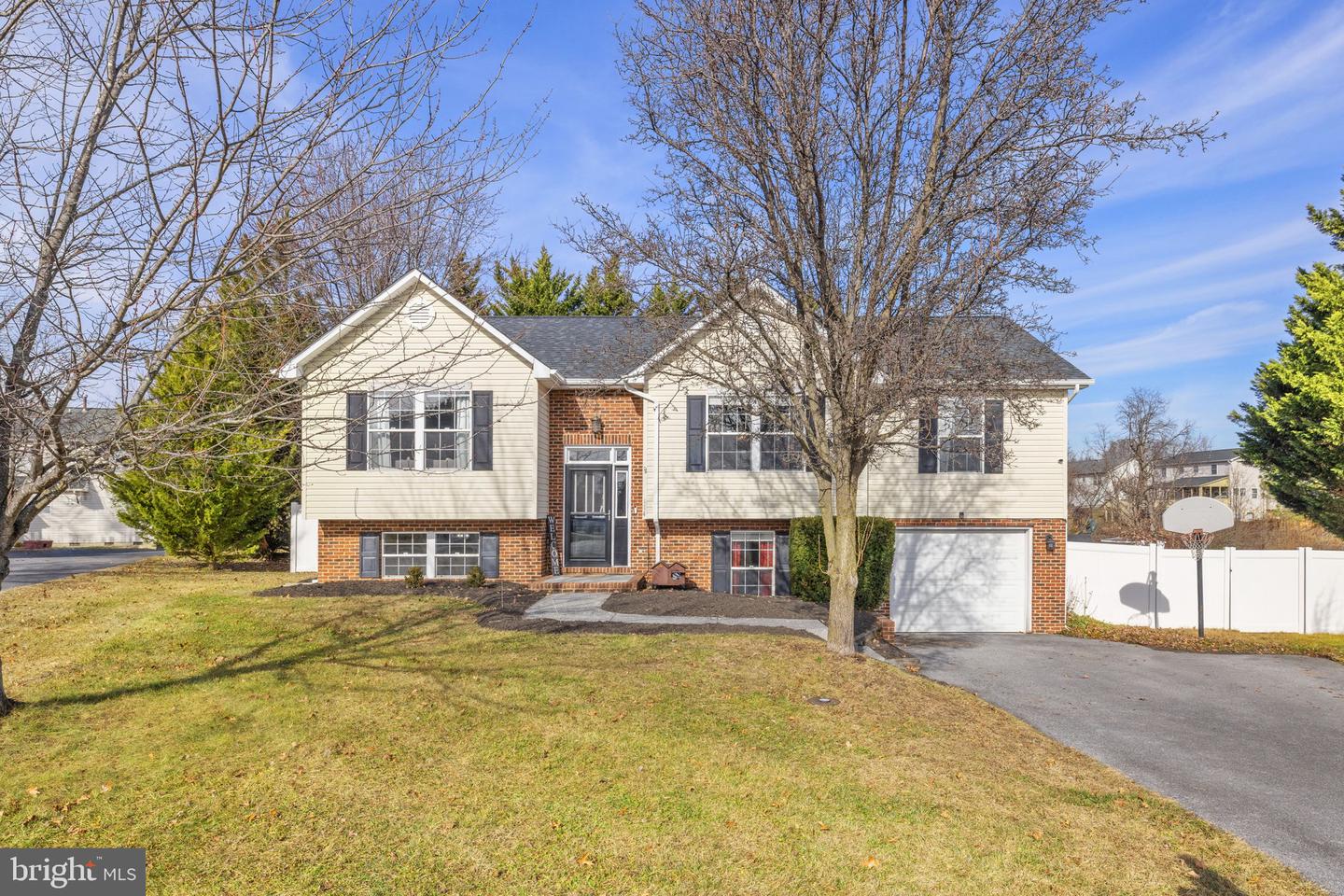 114 PATRICK PL, STEPHENS CITY, Virginia 22655, 4 Bedrooms Bedrooms, ,3 BathroomsBathrooms,Residential,For sale,114 PATRICK PL,VAFV2038598 MLS # VAFV2038598