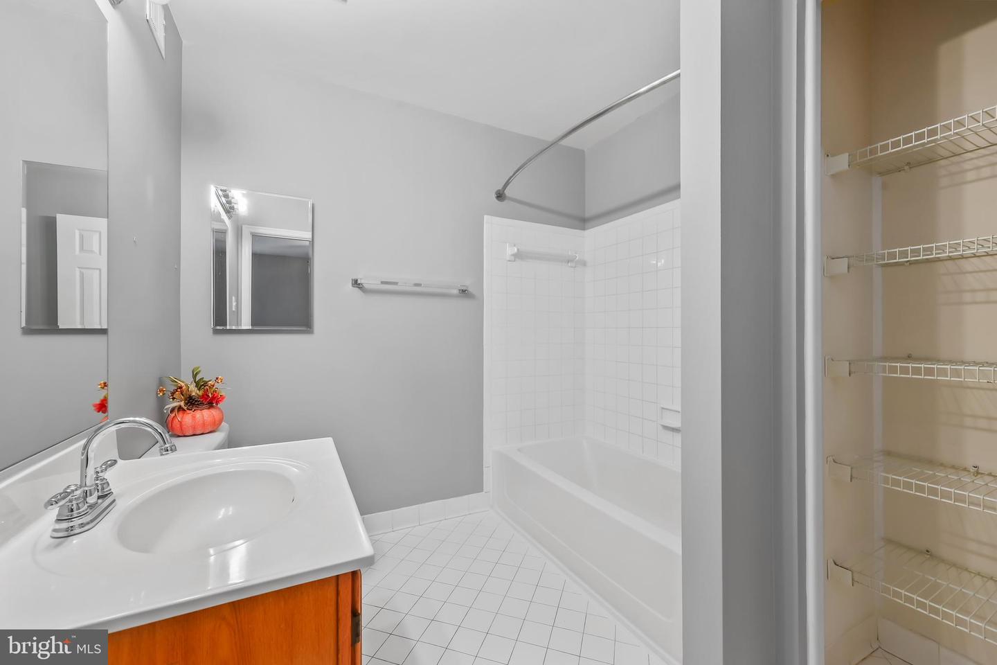 7282 SAINT JOHNS CT, MANASSAS, Virginia 20109, 4 Bedrooms Bedrooms, ,3 BathroomsBathrooms,Residential,For sale,7282 SAINT JOHNS CT,VAPW2109604 MLS # VAPW2109604