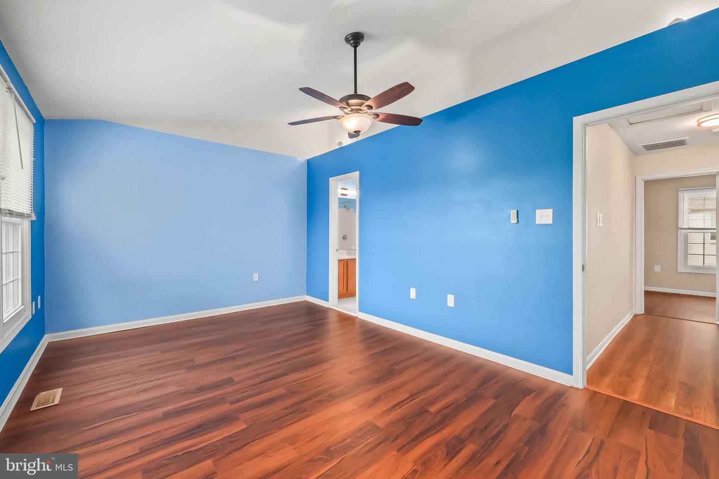 7282 SAINT JOHNS CT, MANASSAS, Virginia 20109, 4 Bedrooms Bedrooms, ,3 BathroomsBathrooms,Residential,For sale,7282 SAINT JOHNS CT,VAPW2109604 MLS # VAPW2109604