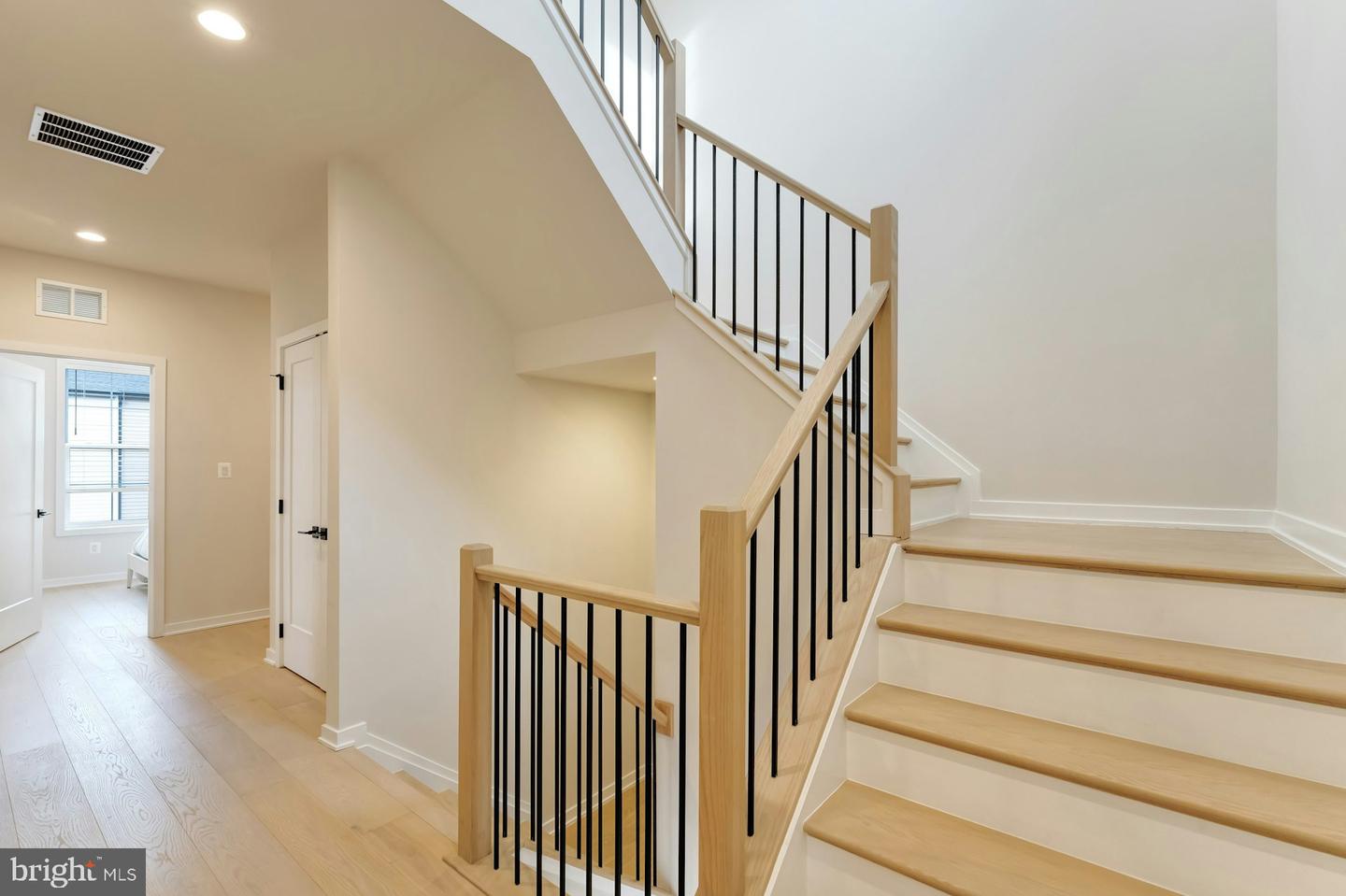 43921 HURLEYS HUNT TER, ASHBURN, Virginia 20147, 4 Bedrooms Bedrooms, ,3 BathroomsBathrooms,Residential,For sale,43921 HURLEYS HUNT TER,VALO2113054 MLS # VALO2113054