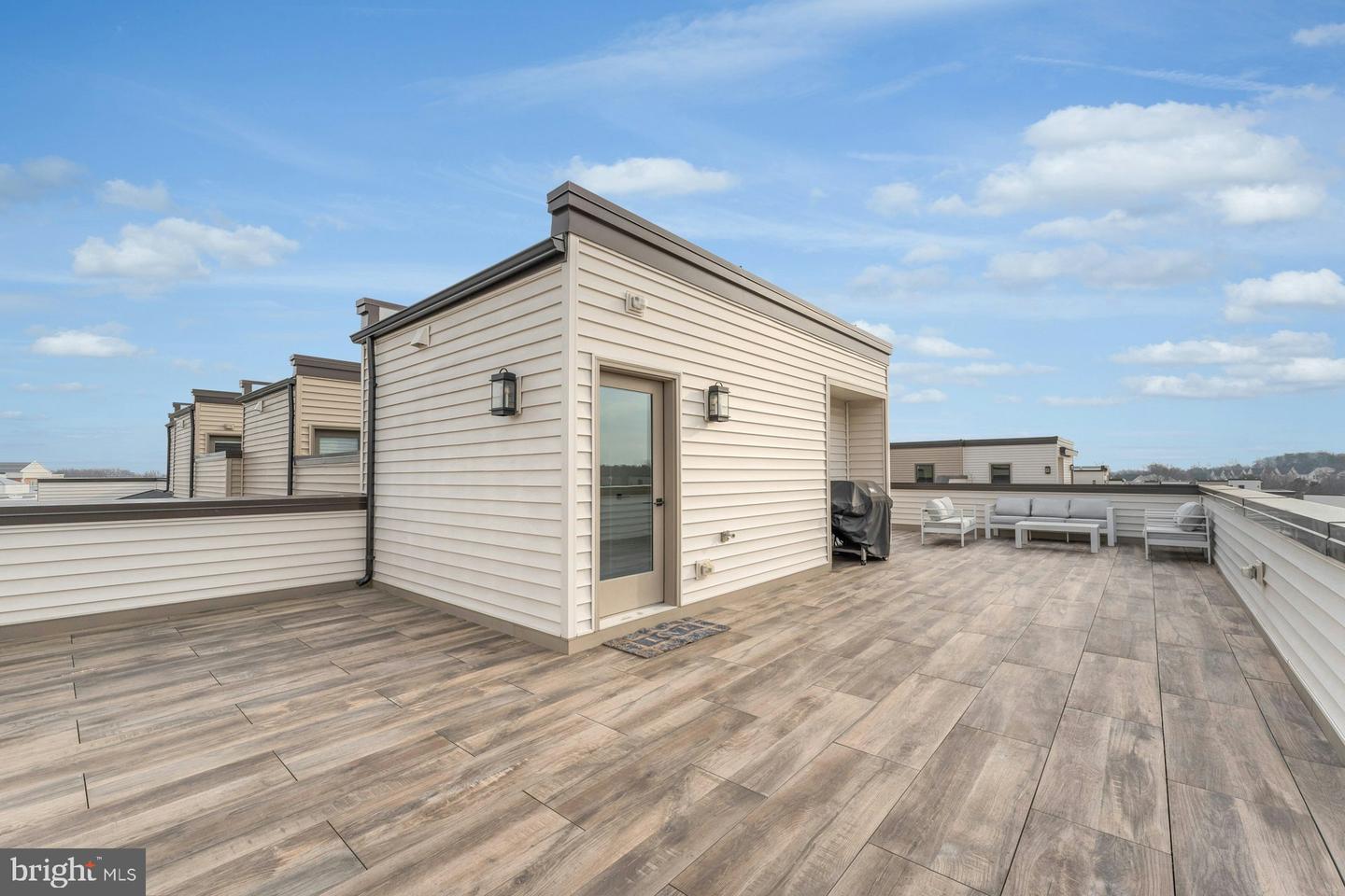 43921 HURLEYS HUNT TER, ASHBURN, Virginia 20147, 4 Bedrooms Bedrooms, ,3 BathroomsBathrooms,Residential,For sale,43921 HURLEYS HUNT TER,VALO2113054 MLS # VALO2113054