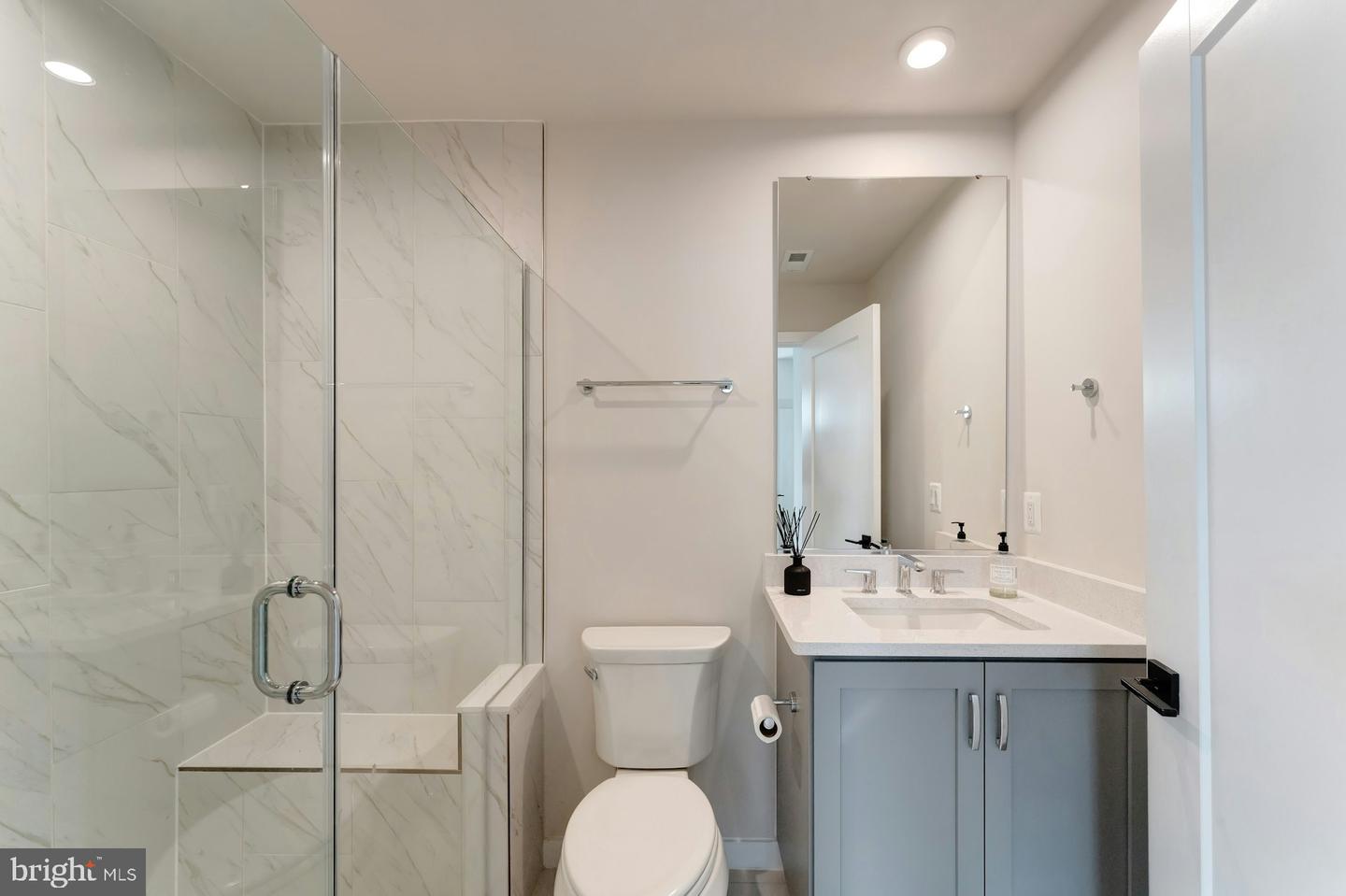 43921 HURLEYS HUNT TER, ASHBURN, Virginia 20147, 4 Bedrooms Bedrooms, ,3 BathroomsBathrooms,Residential,For sale,43921 HURLEYS HUNT TER,VALO2113054 MLS # VALO2113054