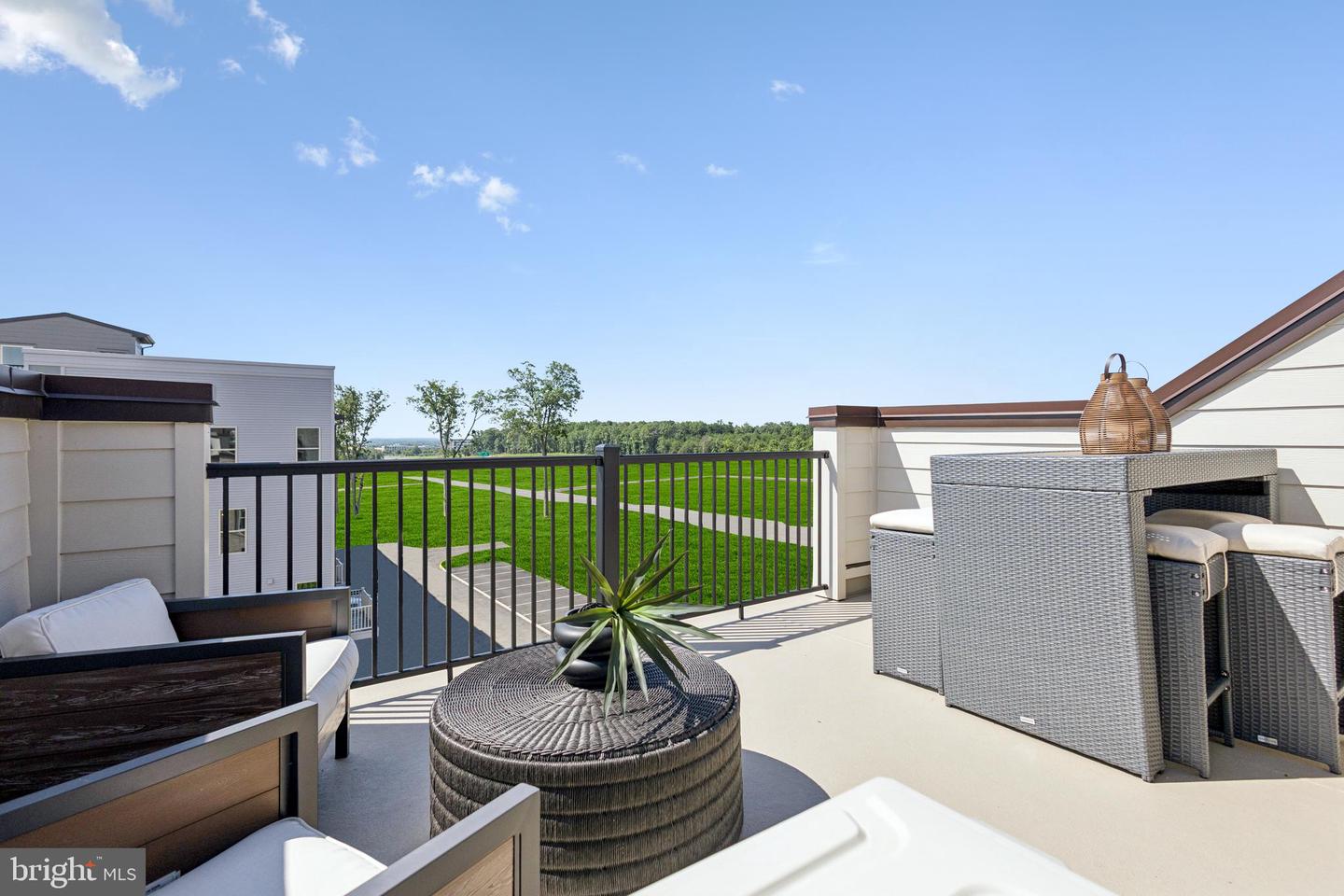 13716 COBBLE LOOP, WOODBRIDGE, Virginia 22193, 3 Bedrooms Bedrooms, ,3 BathroomsBathrooms,Residential,For sale,13716 COBBLE LOOP,VAPW2109658 MLS # VAPW2109658