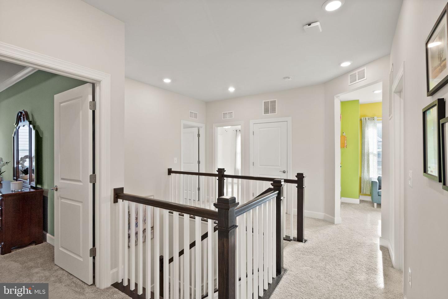 9516 SANGER ST, LORTON, Virginia 22079, 5 Bedrooms Bedrooms, ,3 BathroomsBathrooms,Residential,For sale,9516 SANGER ST,VAFX2283580 MLS # VAFX2283580