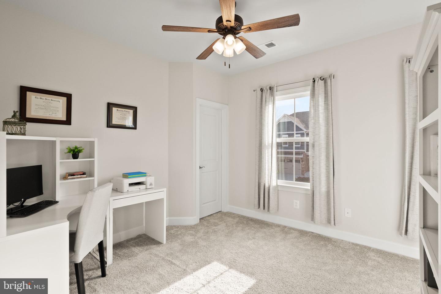 9516 SANGER ST, LORTON, Virginia 22079, 5 Bedrooms Bedrooms, ,3 BathroomsBathrooms,Residential,For sale,9516 SANGER ST,VAFX2283580 MLS # VAFX2283580