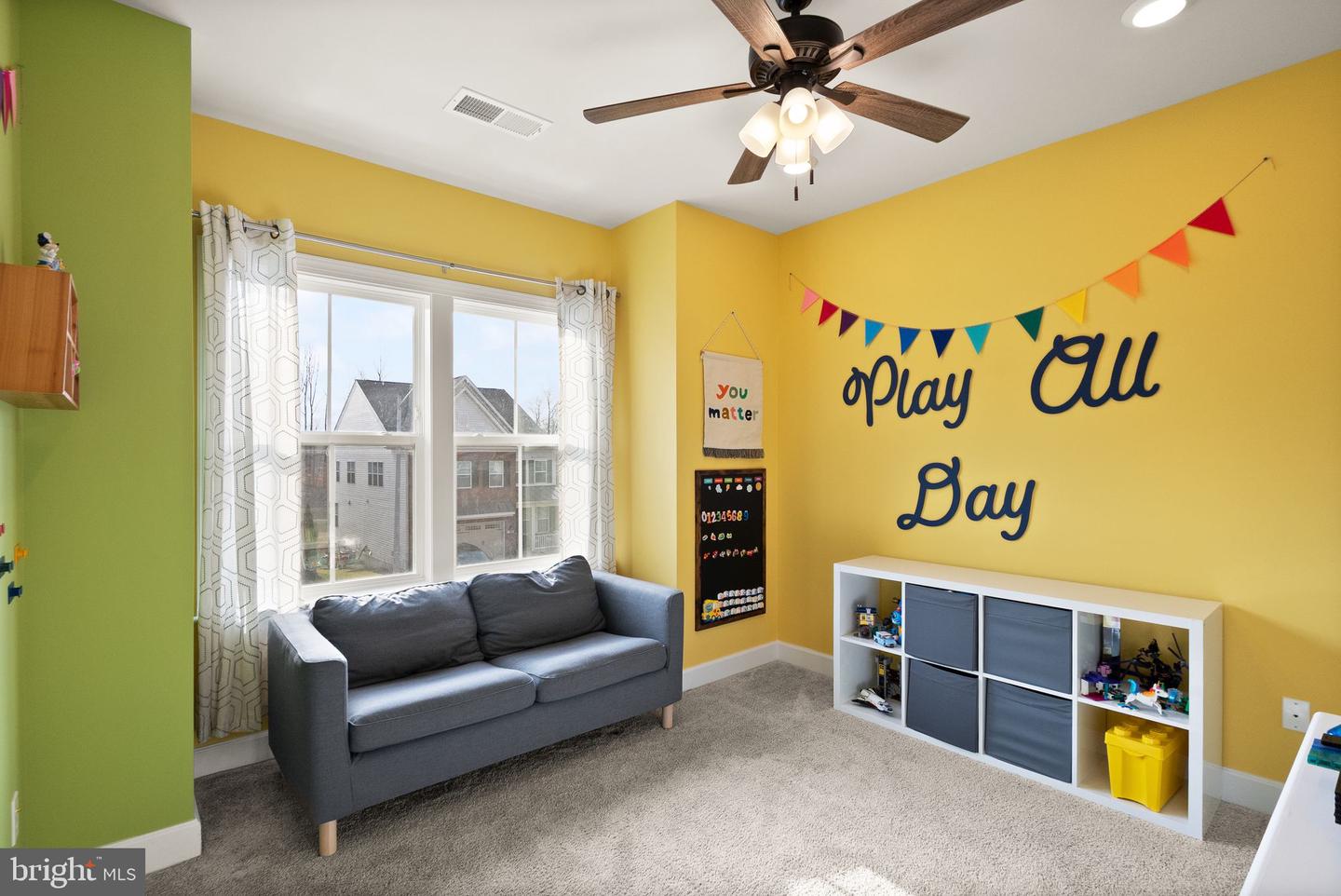 9516 SANGER ST, LORTON, Virginia 22079, 5 Bedrooms Bedrooms, ,3 BathroomsBathrooms,Residential,For sale,9516 SANGER ST,VAFX2283580 MLS # VAFX2283580