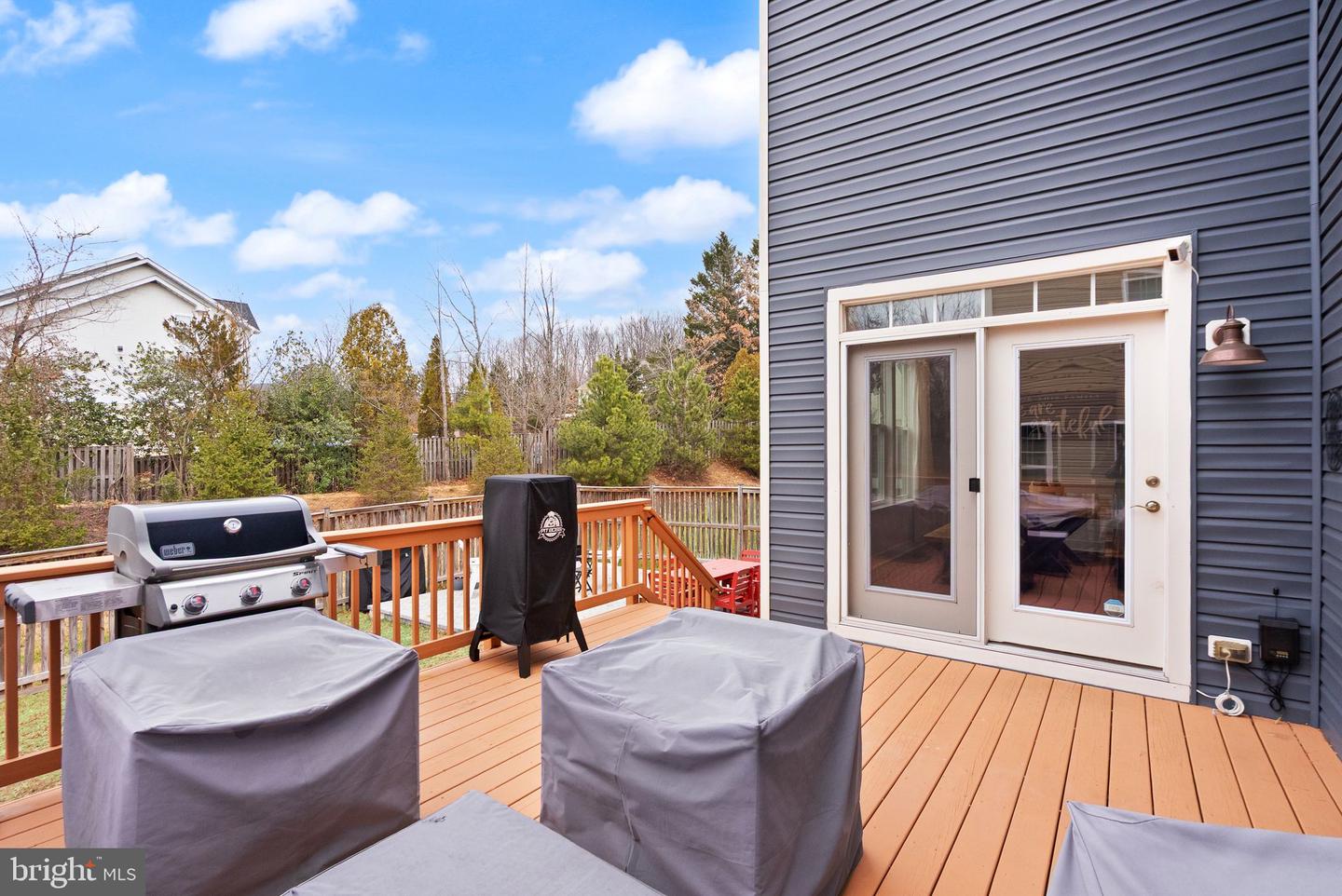 9516 SANGER ST, LORTON, Virginia 22079, 5 Bedrooms Bedrooms, ,3 BathroomsBathrooms,Residential,For sale,9516 SANGER ST,VAFX2283580 MLS # VAFX2283580