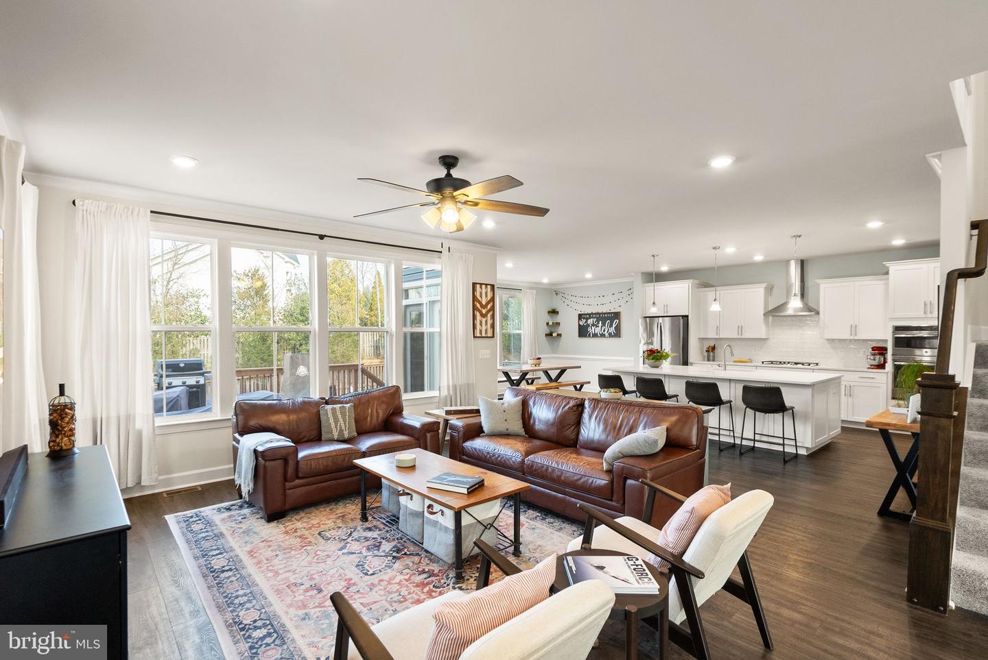 9516 SANGER ST, LORTON, Virginia 22079, 5 Bedrooms Bedrooms, ,3 BathroomsBathrooms,Residential,For sale,9516 SANGER ST,VAFX2283580 MLS # VAFX2283580