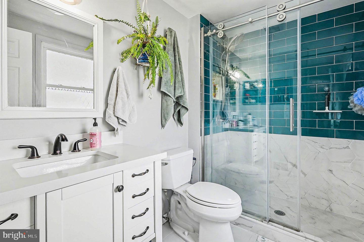 12807 LADY FAIRFAX CIR, HERNDON, Virginia 20170, 3 Bedrooms Bedrooms, 7 Rooms Rooms,2 BathroomsBathrooms,Residential,For sale,12807 LADY FAIRFAX CIR,VAFX2283598 MLS # VAFX2283598