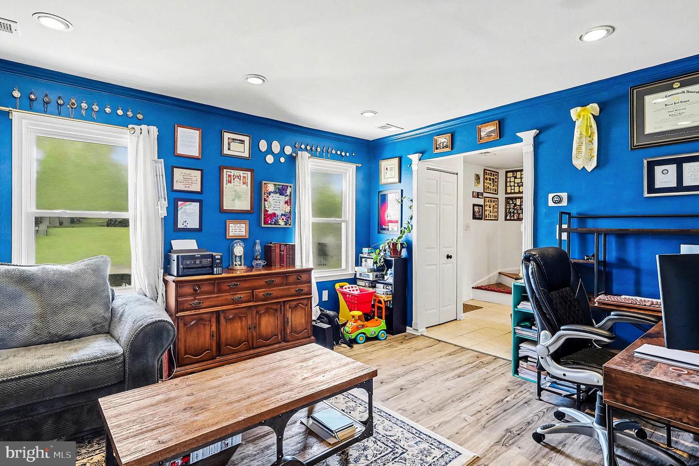 12807 LADY FAIRFAX CIR, HERNDON, Virginia 20170, 3 Bedrooms Bedrooms, 7 Rooms Rooms,2 BathroomsBathrooms,Residential,For sale,12807 LADY FAIRFAX CIR,VAFX2283598 MLS # VAFX2283598