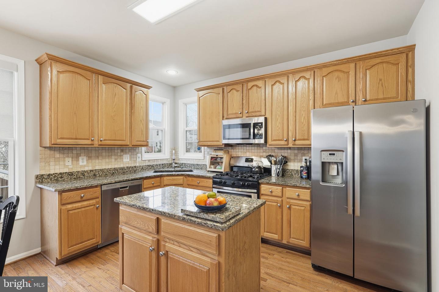 9138 MINEOLA CT, MANASSAS, Virginia 20111, 5 Bedrooms Bedrooms, ,3 BathroomsBathrooms,Residential,For sale,9138 MINEOLA CT,VAPW2109692 MLS # VAPW2109692