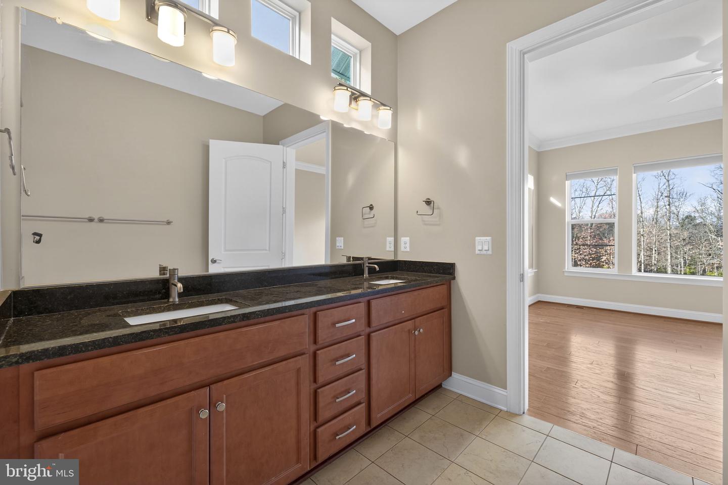 108 GADWELL LN, LAKE FREDERICK, Virginia 22630, 3 Bedrooms Bedrooms, ,3 BathroomsBathrooms,Residential,For sale,108 GADWELL LN,VAFV2038646 MLS # VAFV2038646