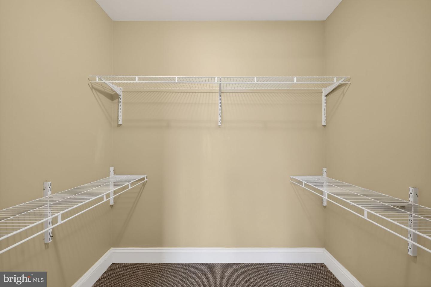 108 GADWELL LN, LAKE FREDERICK, Virginia 22630, 3 Bedrooms Bedrooms, ,3 BathroomsBathrooms,Residential,For sale,108 GADWELL LN,VAFV2038646 MLS # VAFV2038646