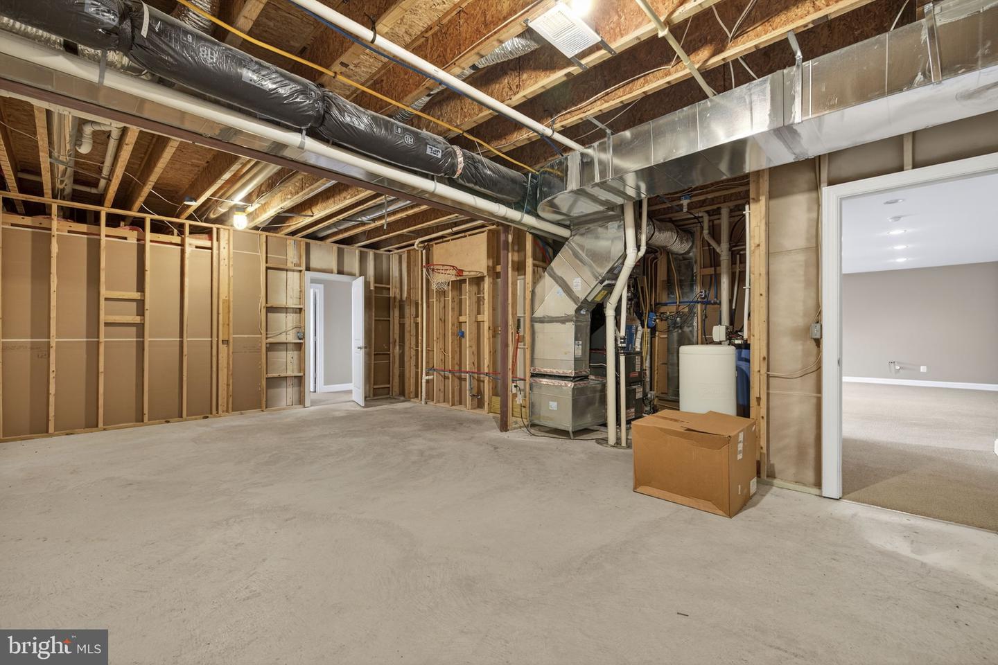 108 GADWELL LN, LAKE FREDERICK, Virginia 22630, 3 Bedrooms Bedrooms, ,3 BathroomsBathrooms,Residential,For sale,108 GADWELL LN,VAFV2038646 MLS # VAFV2038646